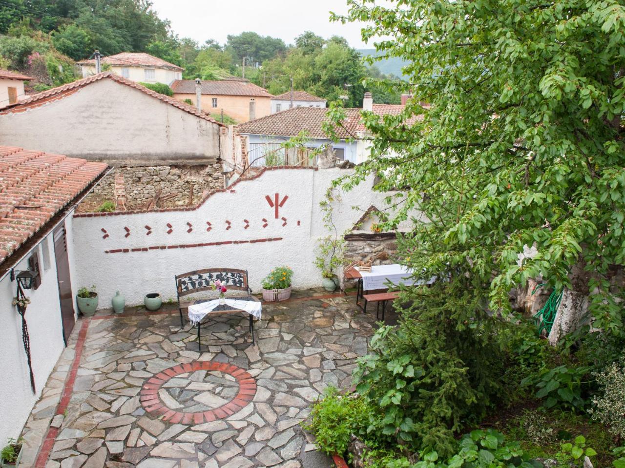 Guesthouse Xenios Zeus Stavroupoli Exterior foto